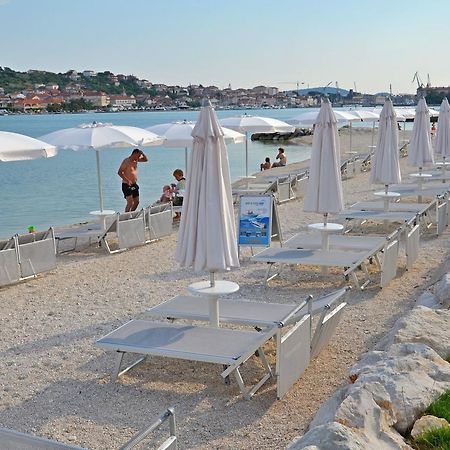 Apartment Anica Trogir Bagian luar foto
