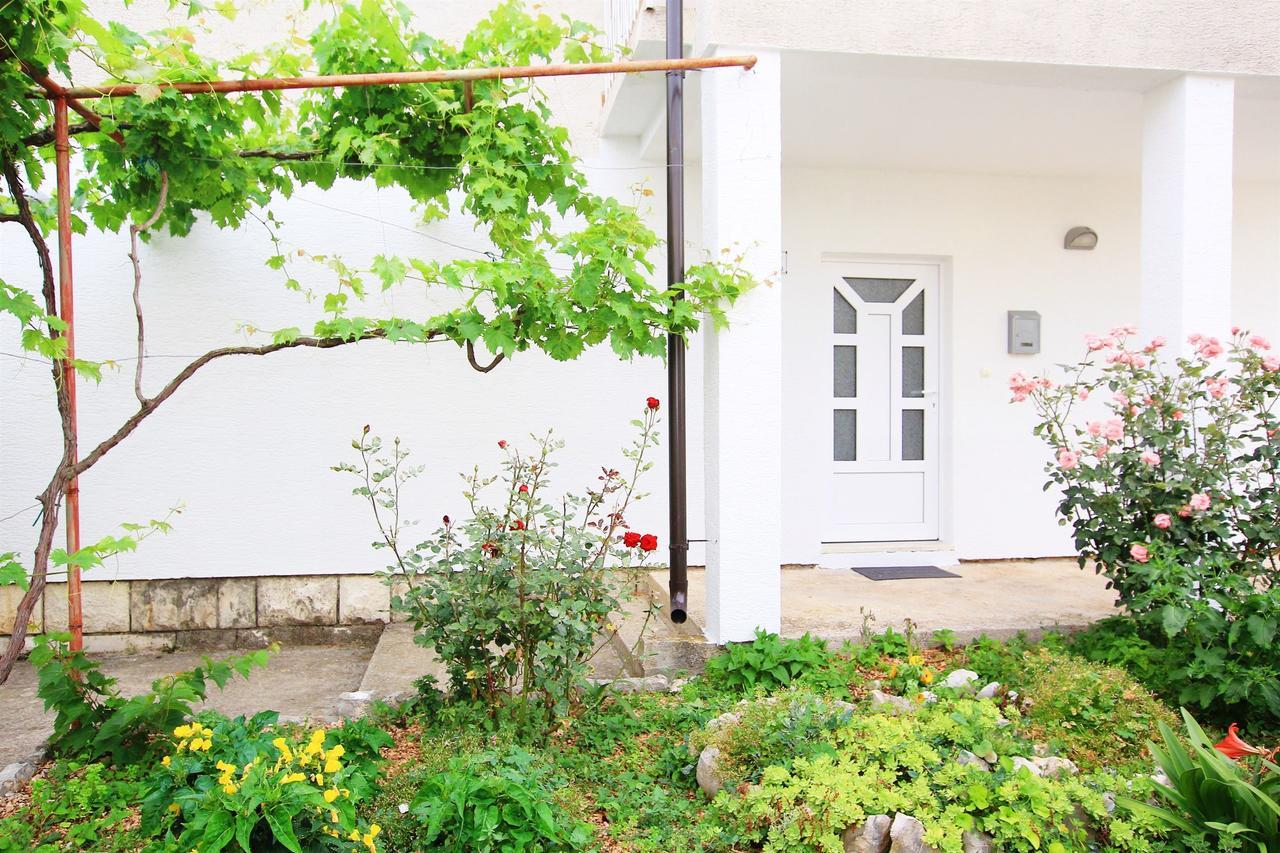 Apartment Anica Trogir Bagian luar foto