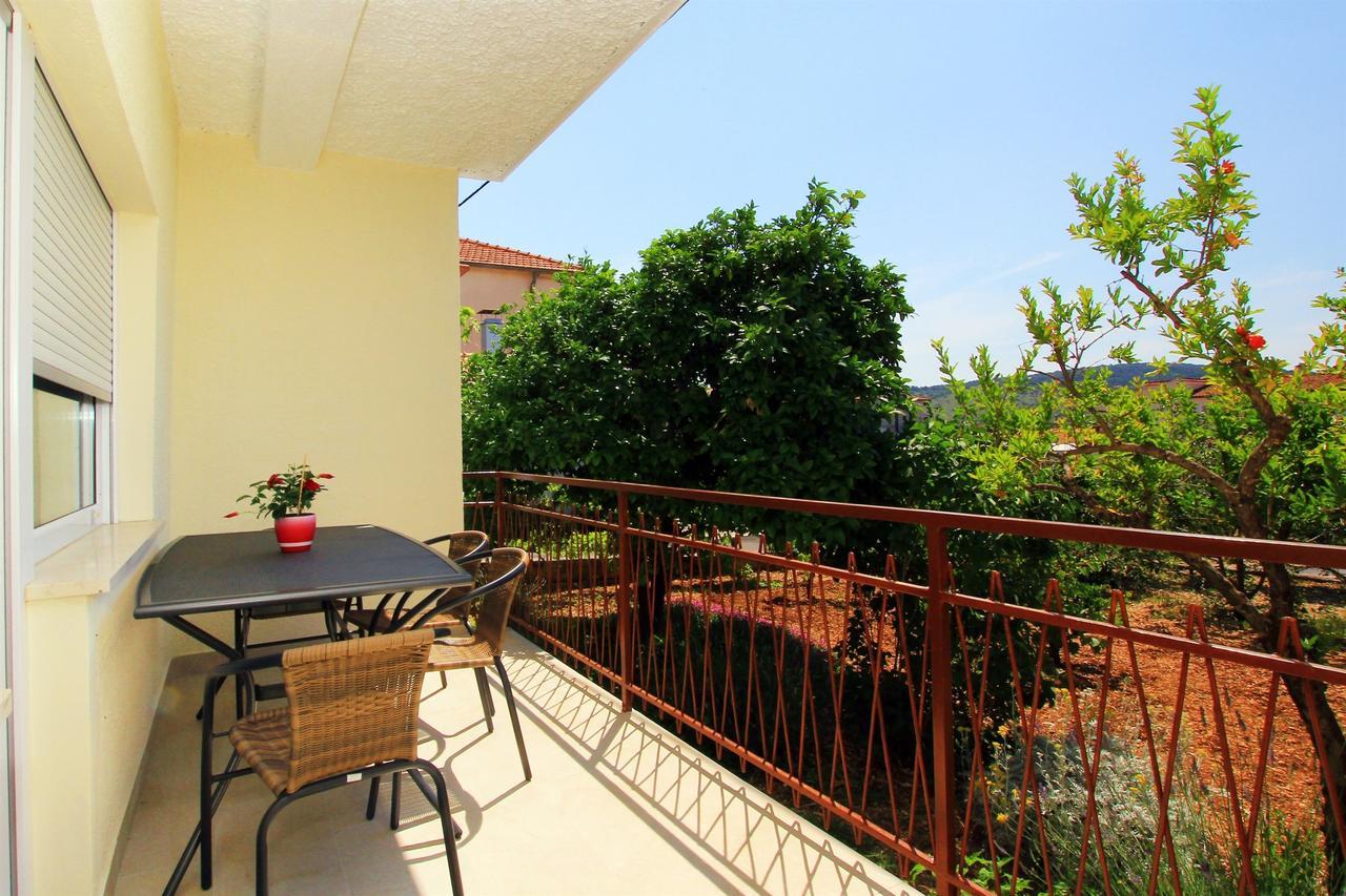 Apartment Anica Trogir Bagian luar foto