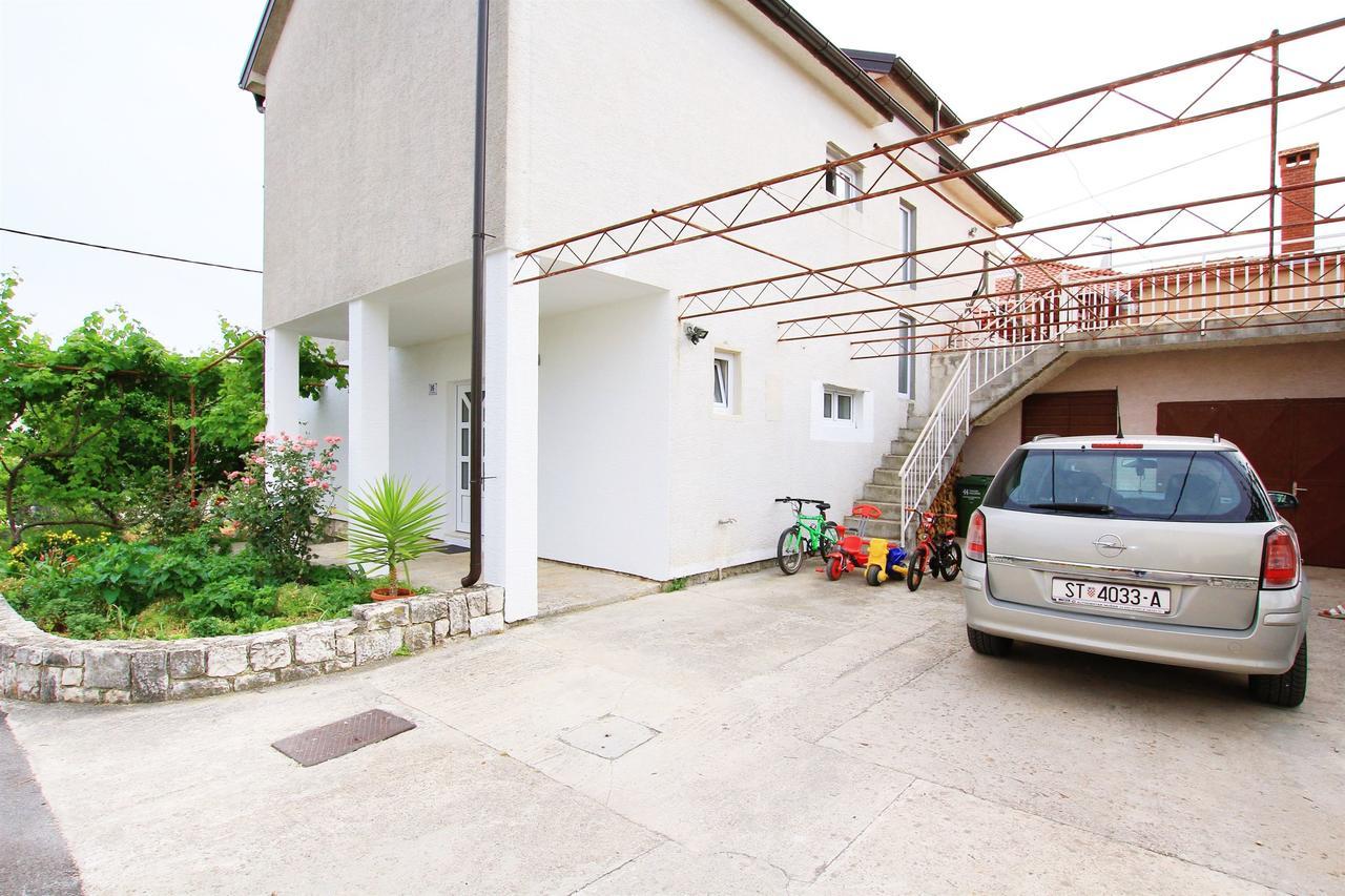 Apartment Anica Trogir Bagian luar foto