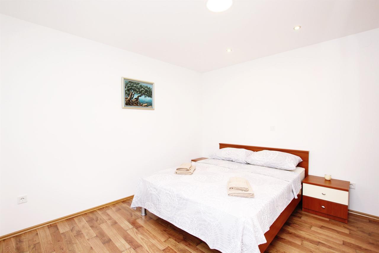 Apartment Anica Trogir Bagian luar foto