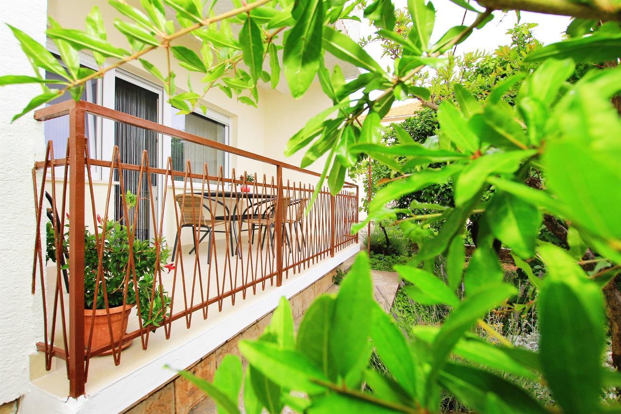 Apartment Anica Trogir Bagian luar foto