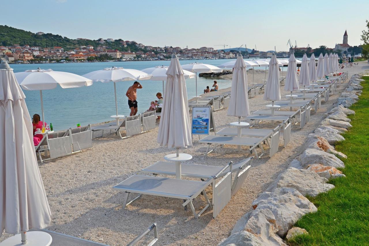 Apartment Anica Trogir Bagian luar foto