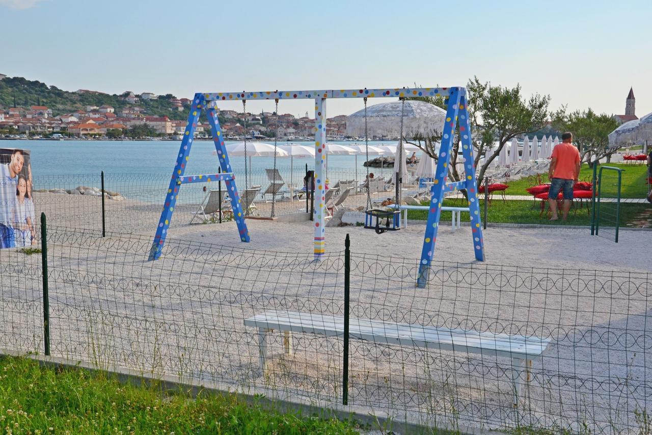 Apartment Anica Trogir Bagian luar foto