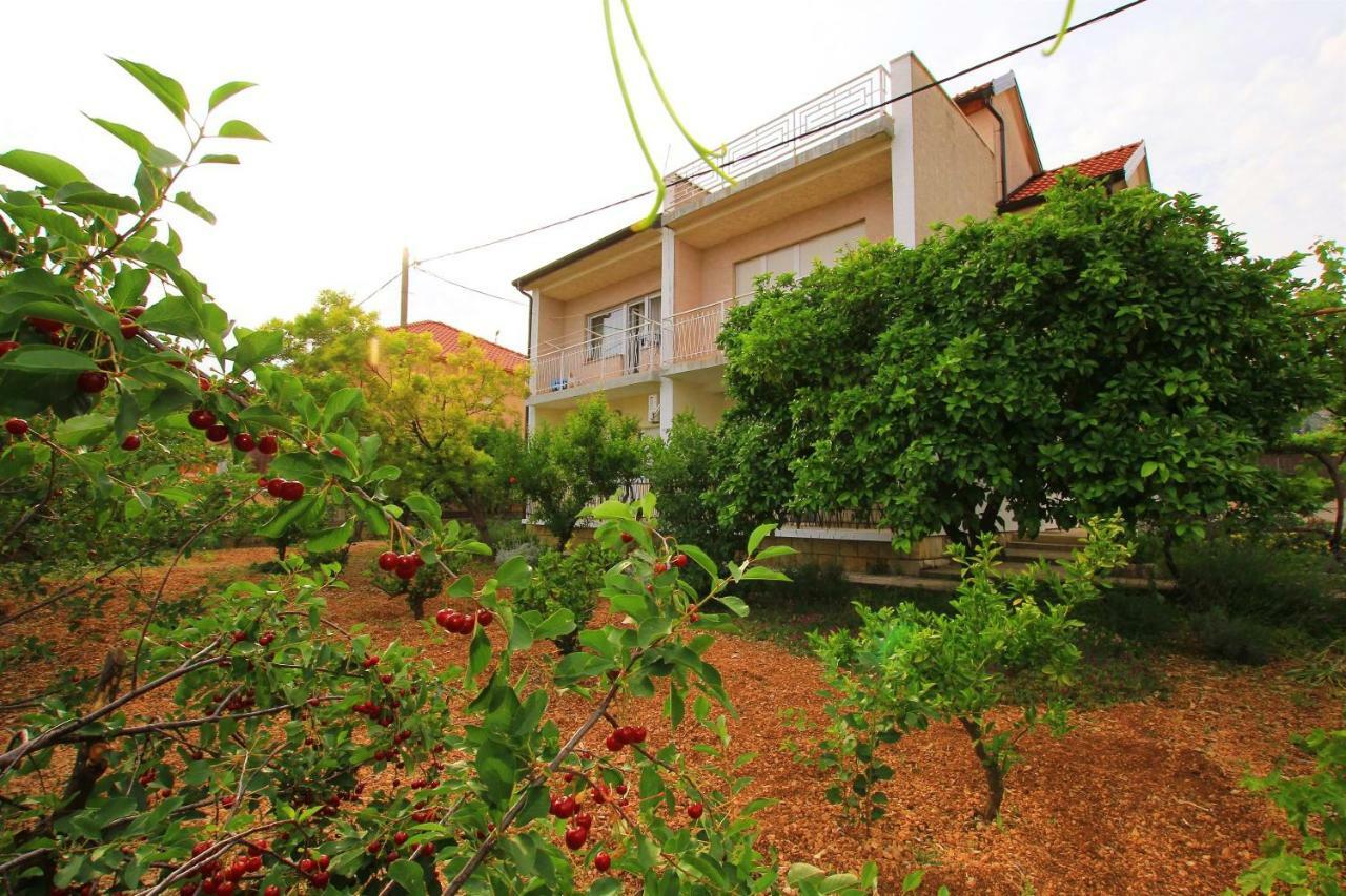 Apartment Anica Trogir Bagian luar foto